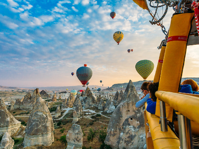 Turkey tour packages that combine immersive local experiences with seamless travel arrangements